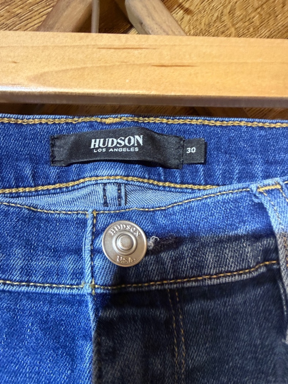 Hudson Jeans Women's Skinny Ankle Jeans in Medium Blue - Picture 2 of 6